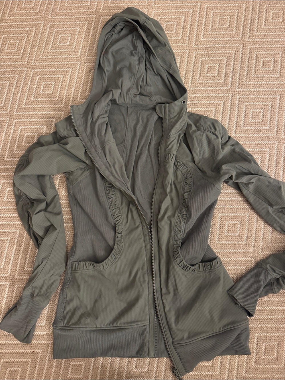 Lululemon Reversible Jacket - Picture 2 of 2